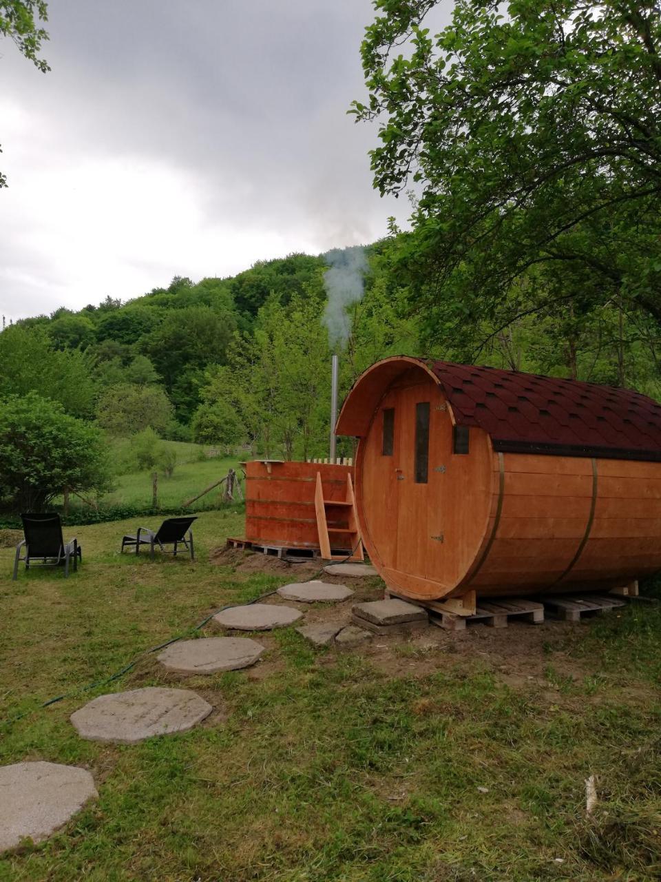 Sunrise Glamping Retreat Hotel Galesu Exterior photo